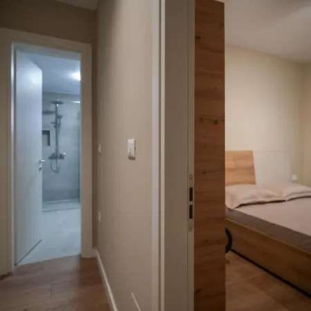 Habitación en casa particular Jera 1 Tirana