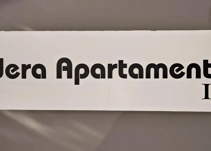 Jera 1 Alloggio in famiglia *