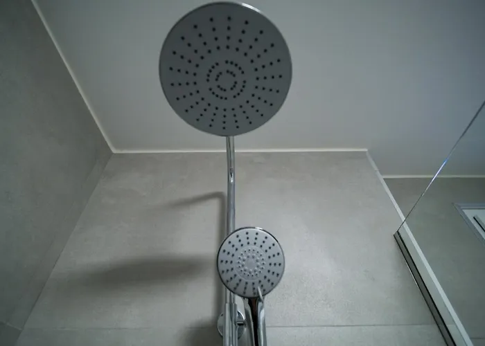 Jera 1 Alloggio in famiglia *